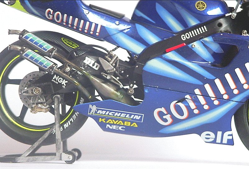 Yamaha Tech3 YZR500 01