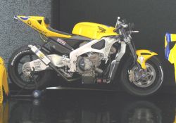 Honda RCV 211 1/6