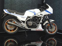 Honda  VF750F