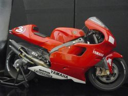Yamaha YZR 2001