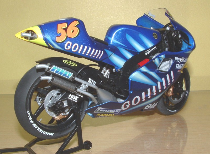 Yamaha YZR500 Tech3 '01