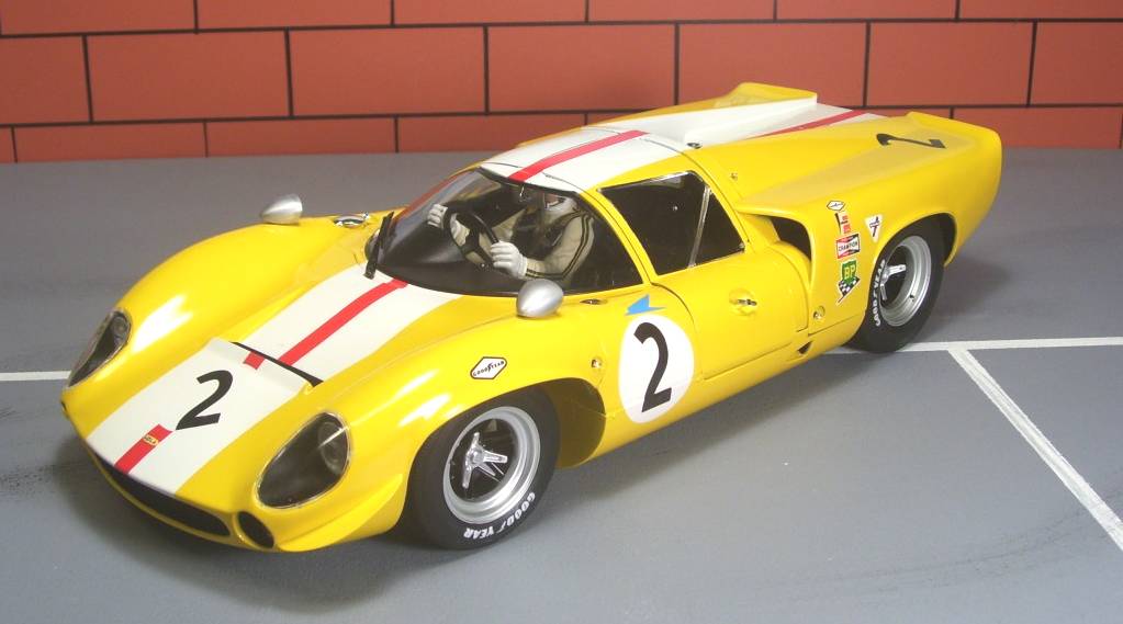 Lola T70 Mk III - Jo Bonnier 1968 - Tamiya 1/12