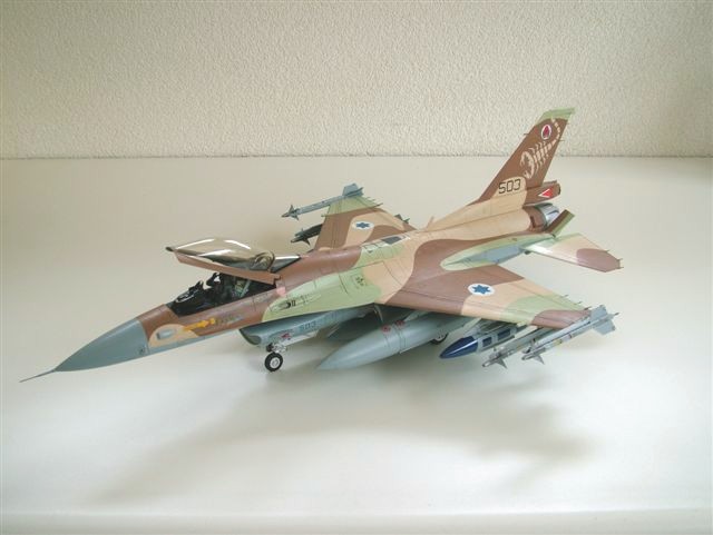 F-16 Barak, Tamiya 1/32th